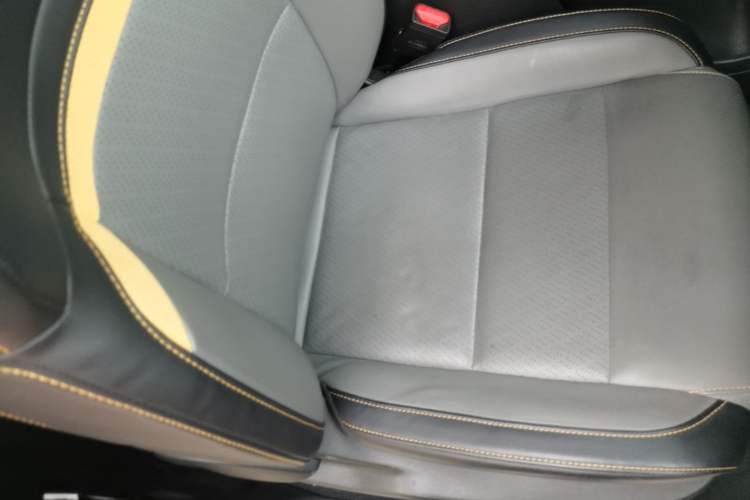 Used AION Y 2021 70 Tech Vitality Edition Right Front Seat