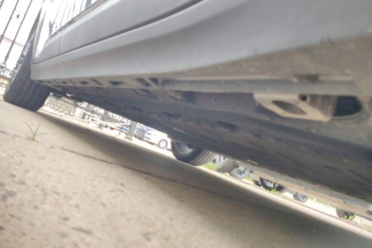 Used AION Y 2021 70 Tech Vitality Edition Right Side Sill