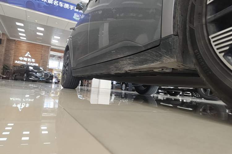 Used AION Y 2021 70 Enjoyment Tech Edition Right Side Sill