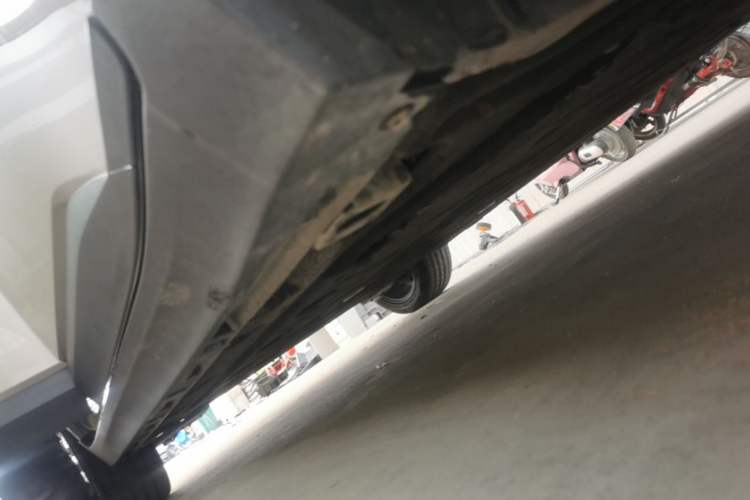 Used AION Y 2021 70 Tech Vitality Edition Right Side Sill