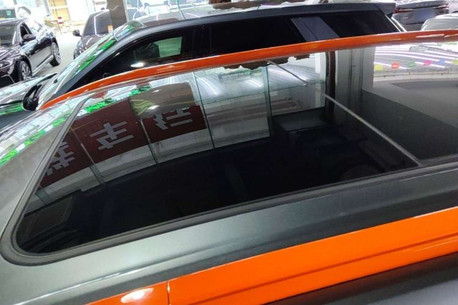 Used AION Y 2021 70 Enjoyment Tech Edition Roof