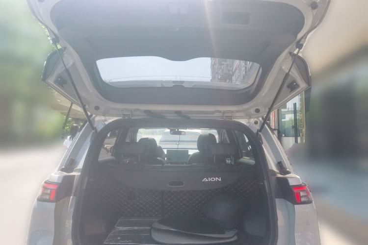 Used AION Y 2021 70 Intelligent Edition Trunk