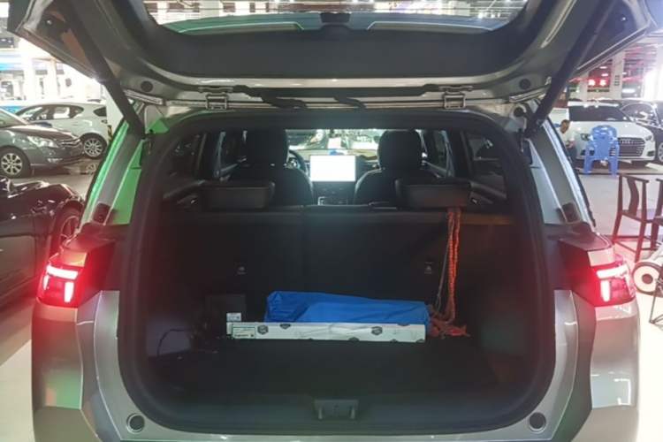 Used AION Y 2021 70 Enjoyment Tech Edition Trunk
