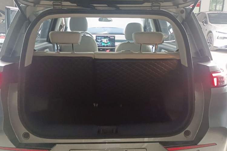 Used AION Y 2021 60 Enjoy Edition Trunk