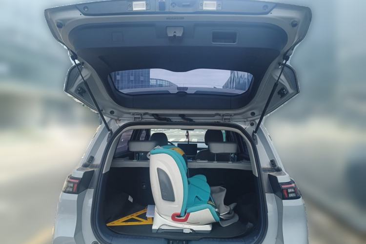Used AION Y 2021 70 Intelligent Edition Trunk