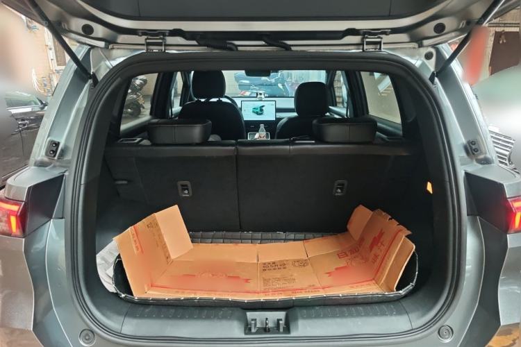 Used AION Y 2021 70 Tech Vitality Edition Trunk