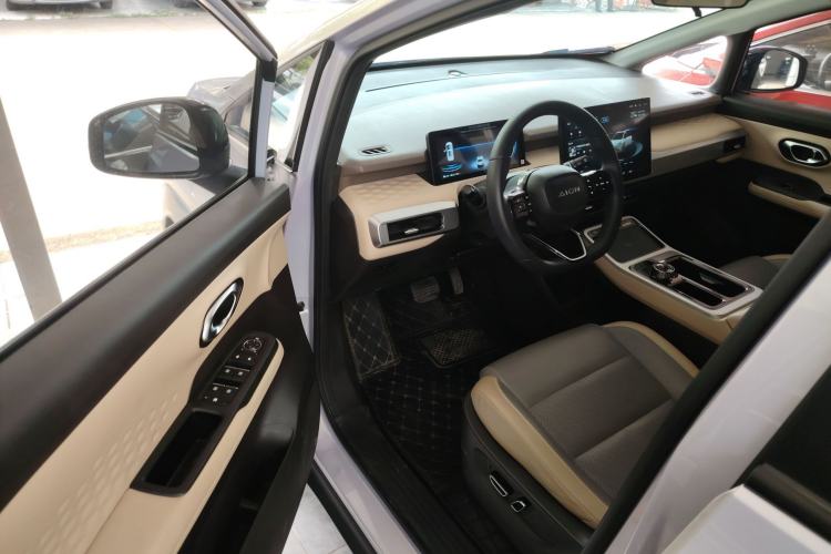 Used AION Y 2021 70 Intelligent Dynamic Edition Driver Seat