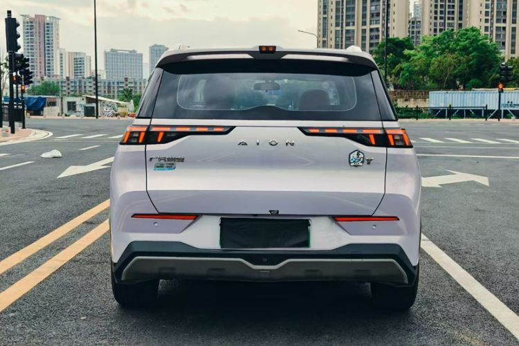 Used AION Y 2021 70 Intelligent Dynamic Edition Exterior 4
