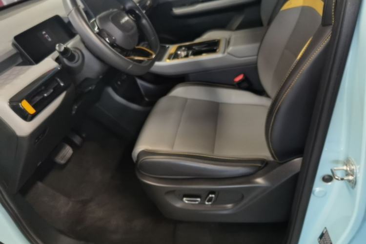 Used AION Y 2021 60 Enjoy Edition Left Front Seat