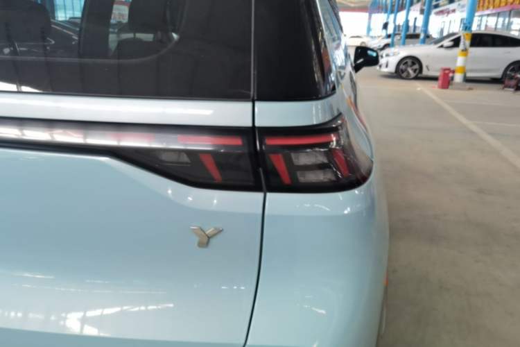 Used AION Y 2021 60 Enjoy Edition Right Rear Taillight