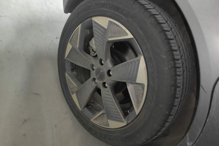 Used AION Y 2021 70 Intelligent Dynamic Edition Right Rear Wheel Hub