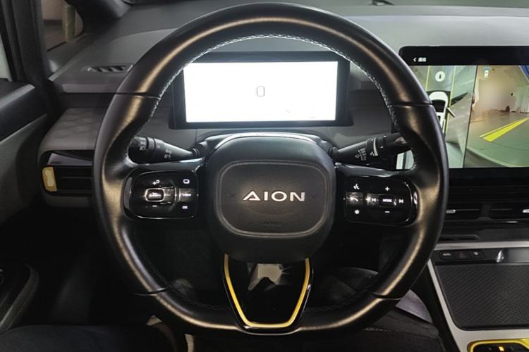 Used AION Y 2021 70 Intelligent Dynamic Edition Steering Wheel