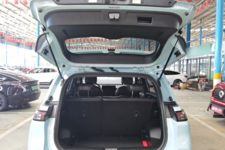 Used AION Y 2021 60 Enjoy Edition Trunk