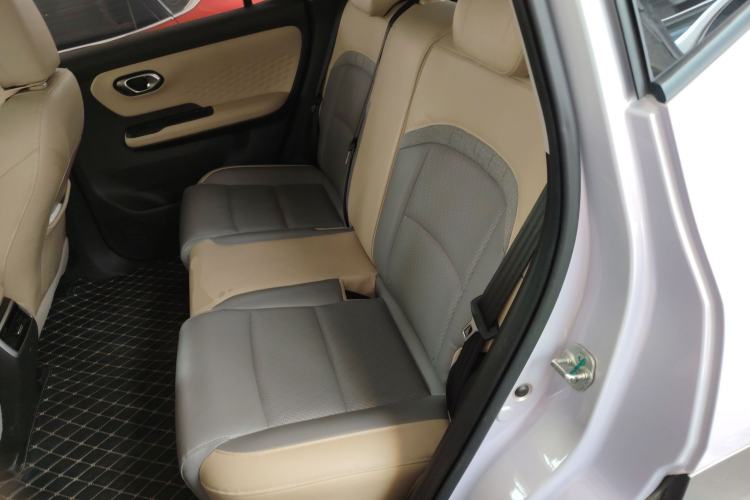 Used AION Y 2021 70 Intelligent Dynamic Edition Left Rear Seat