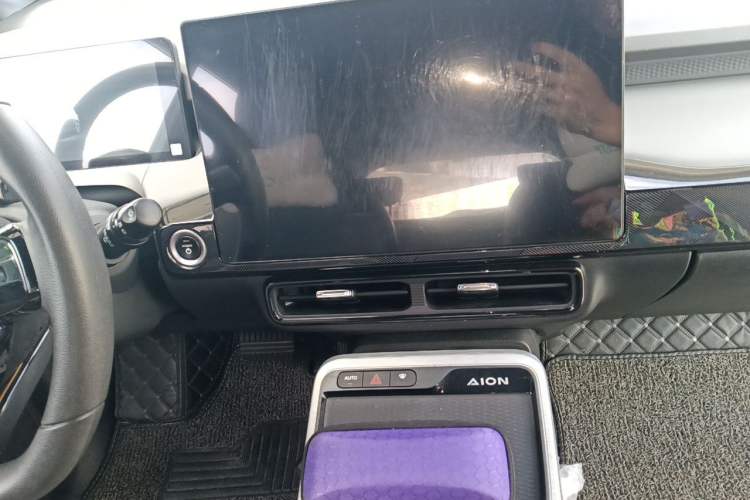 Used AION Y 2021 70 Enjoyment Tech Edition Audio And AC Panel