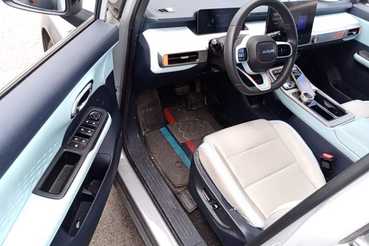 Used AION Y 2021 60 Enjoy Edition Driver Seat