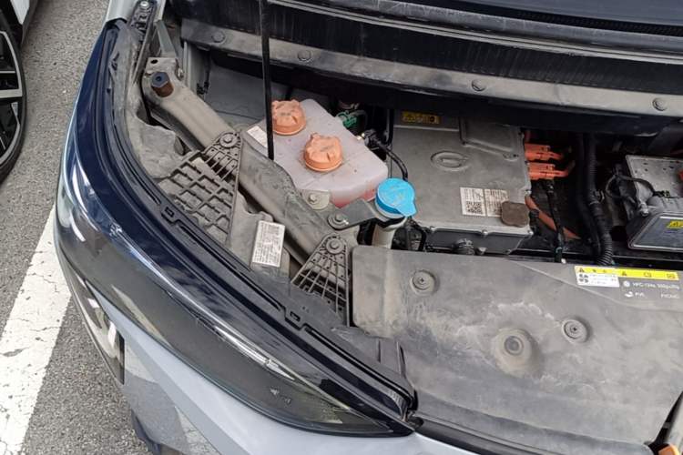 Used AION Y 2021 60 Enjoy Edition Engine Bay Right