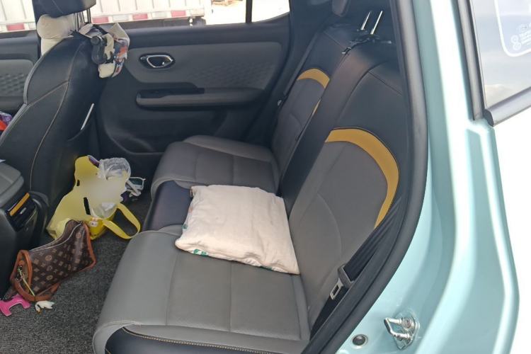 Used AION Y 2021 70 Enjoyment Tech Edition Left Rear Seat