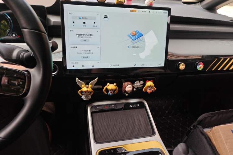 Used AION Y 2021 70 Tech Vitality Edition Audio And AC Panel