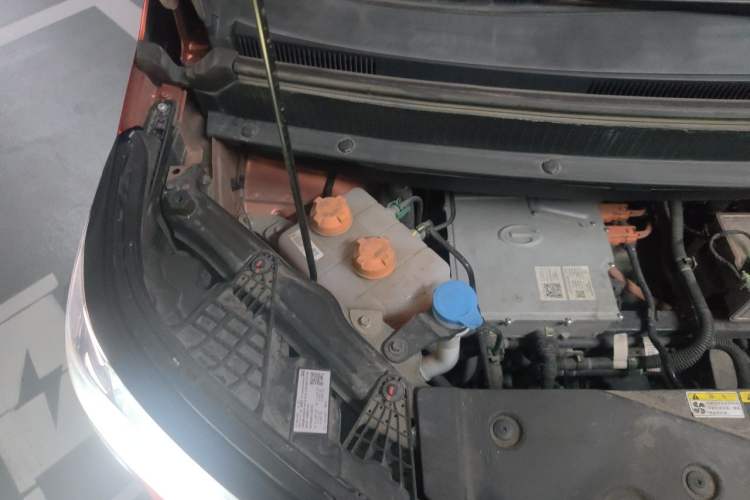 Used AION Y 2021 70 Intelligent Dynamic Edition Engine Bay Right