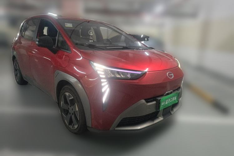 Used AION Y 2021 70 Intelligent Dynamic Edition Front Right 45 Deg