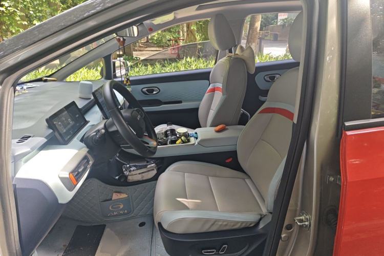 Used AION Y 2021 70 Intelligent Dynamic Edition Left Front Seat