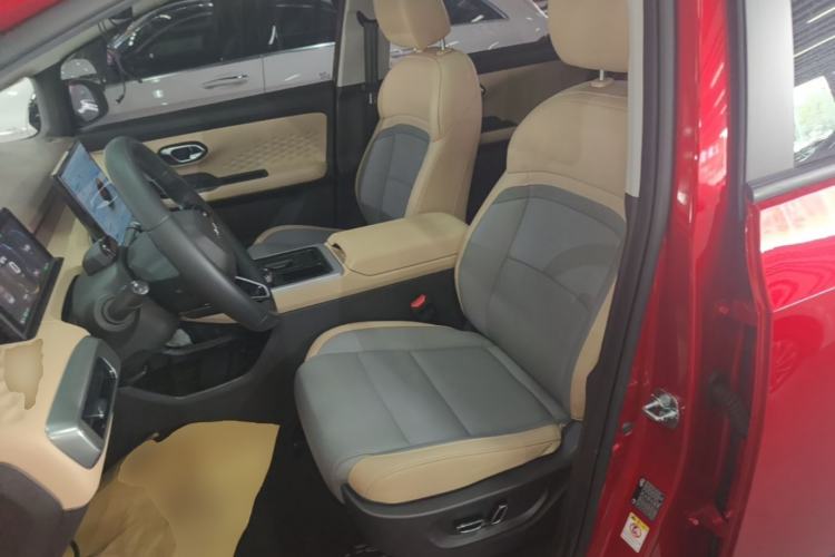 Used AION Y 2021 70 Tech Vitality Edition Left Front Seat