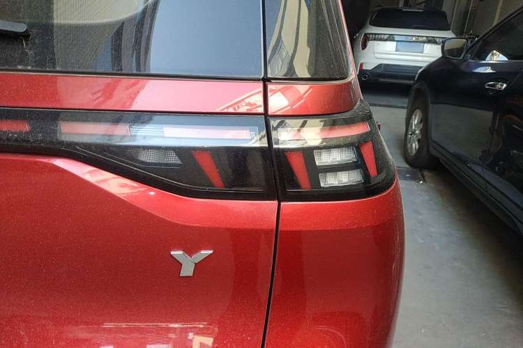 Used AION Y 2021 70 Enjoyment Tech Edition Right Rear Taillight