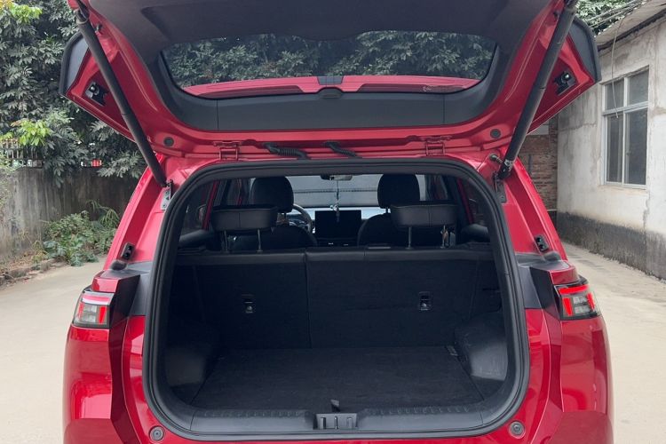 Used AION Y 2021 70 Enjoyment Tech Edition Trunk