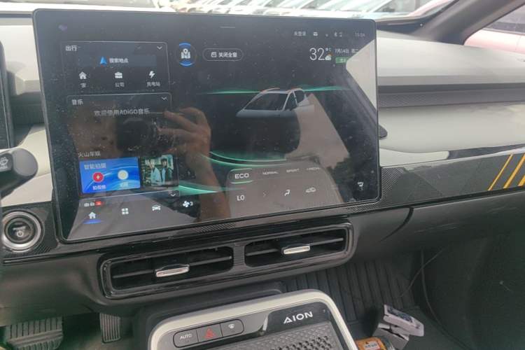 Used AION Y 2021 70 Intelligent Dynamic Edition Audio And AC Panel