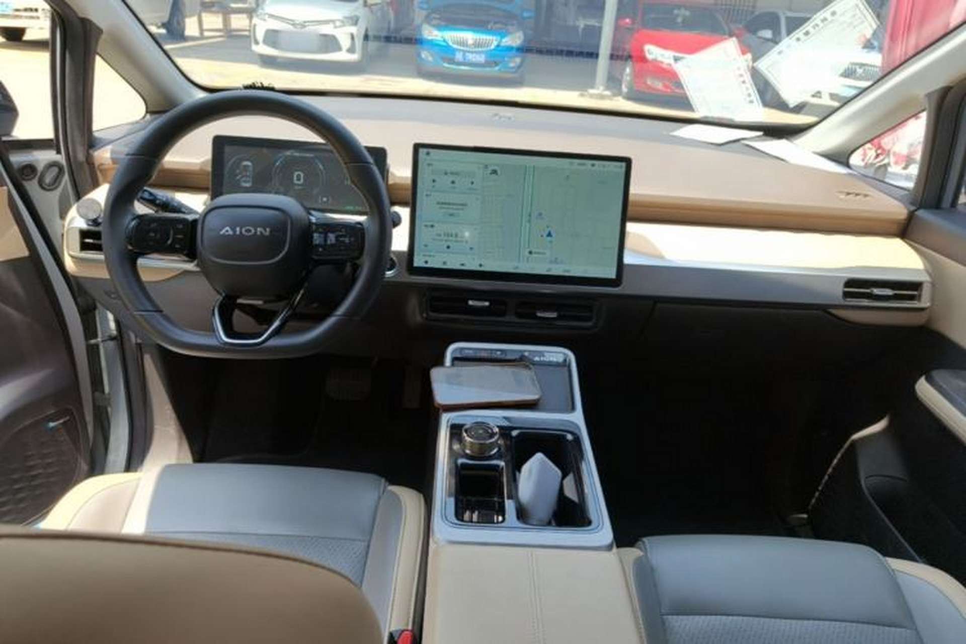 Used AION Y 2021 70 Intelligent Edition Center Console