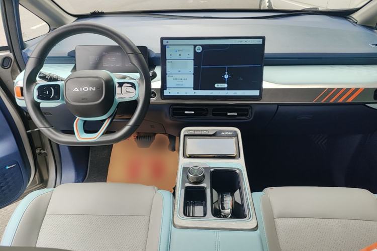 Used AION Y 2021 60 Enjoy Edition Center Console