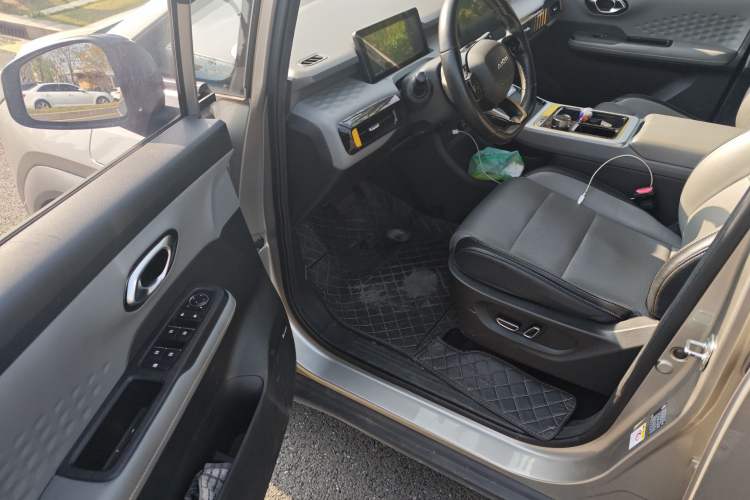 Used AION Y 2021 70 Intelligent Dynamic Edition Driver Seat