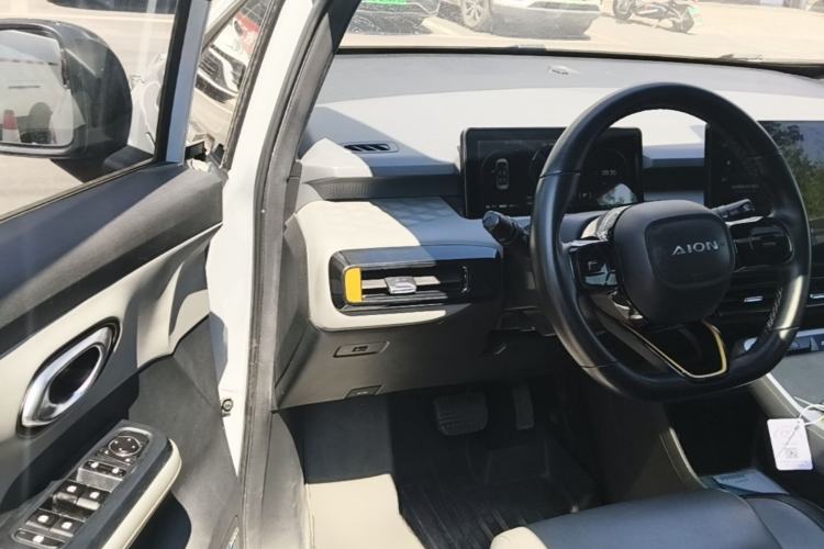 Used AION Y 2021 70 Intelligent Dynamic Edition Driver Seat
