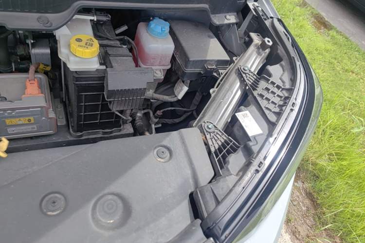Used AION Y 2021 70 Intelligent Dynamic Edition Engine Bay Left