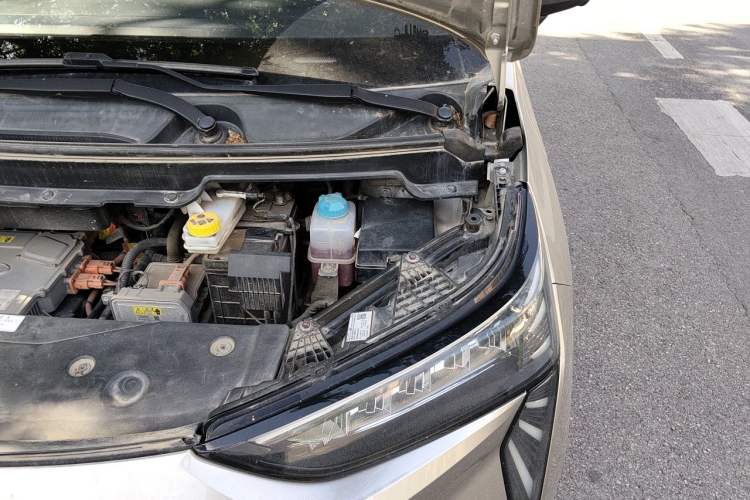 Used AION Y 2021 70 Enjoy Vitality Edition Engine Bay Left