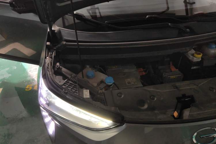 Used AION Y 2021 70 Intelligent Edition Engine Bay Right