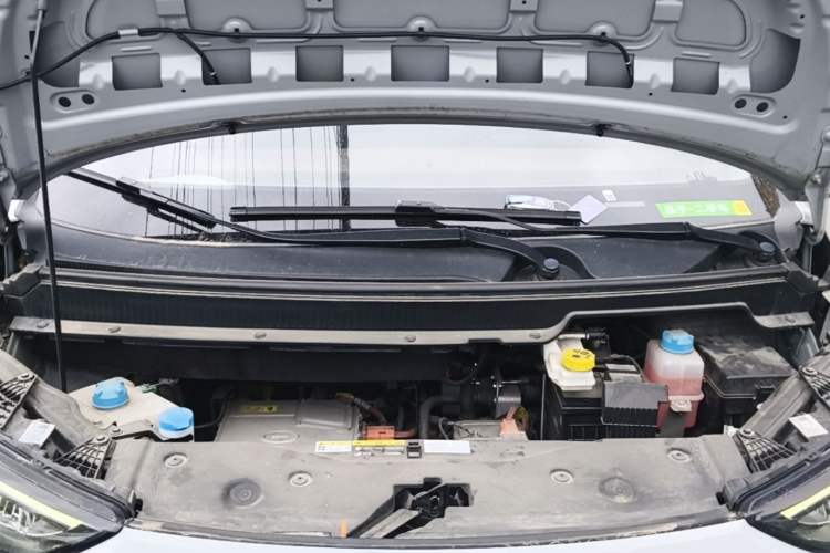 Used AION Y 2021 70 Intelligent Edition Engine Bay