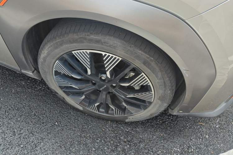 Used AION Y 2021 70 Tech Vitality Edition Exterior 1