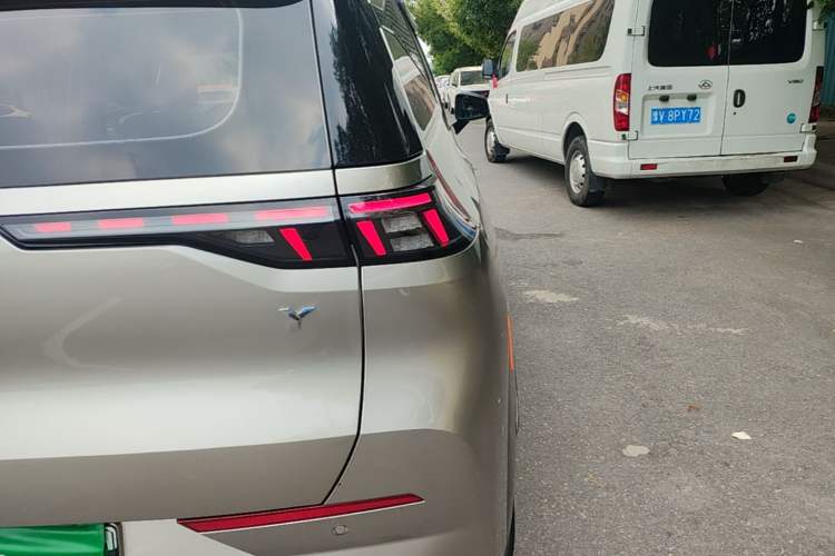Used AION Y 2021 60 Enjoy Edition Exterior 3