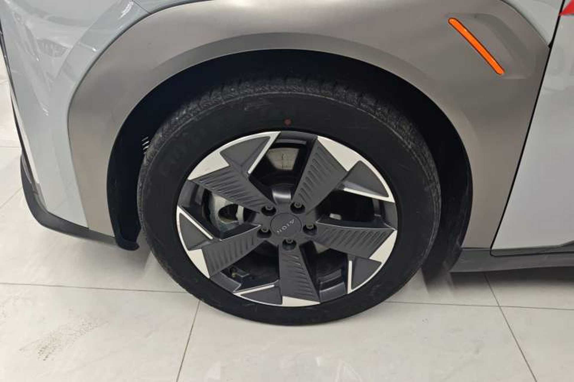 Used AION Y 2021 70 Intelligent Dynamic Edition Exterior 4