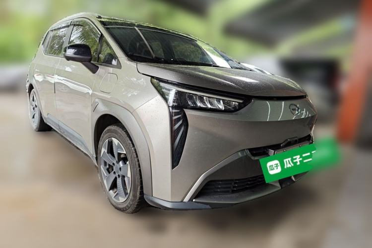 Used AION Y 2021 70 Enjoy Vitality Edition Front Right 45 Deg
