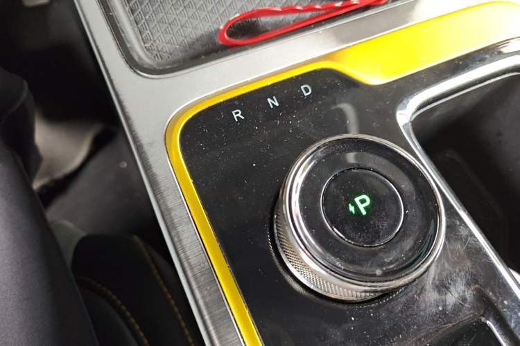 Used AION Y 2021 70 Enjoy Vitality Edition Gear Lever