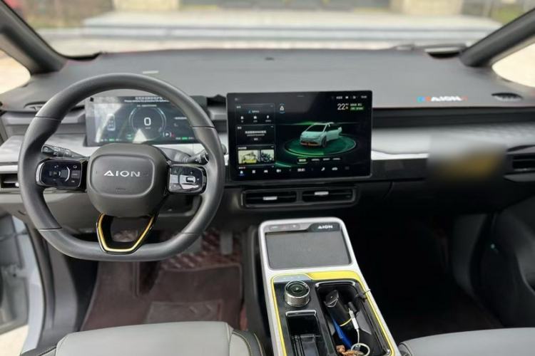 Used AION Y 2021 70 Intelligent Edition Interior 2