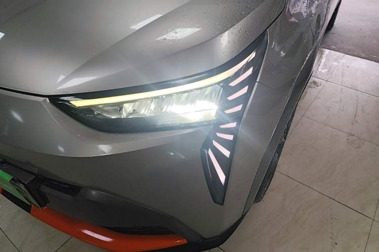 Used AION Y 2021 70 Tech Vitality Edition Left Front Headlight