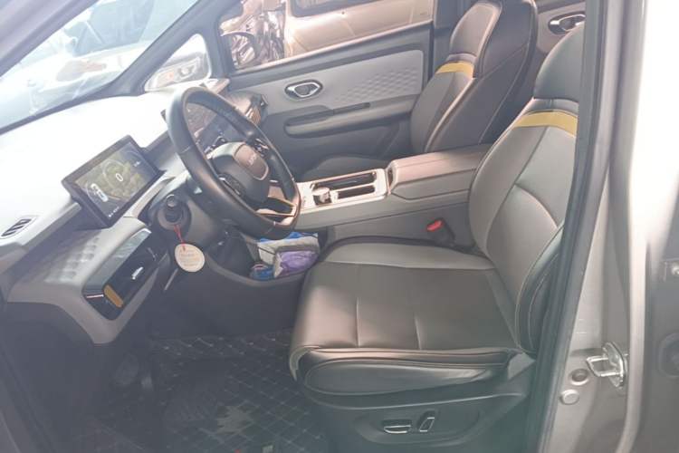 Used AION Y 2021 70 Enjoy Vitality Edition Left Front Seat