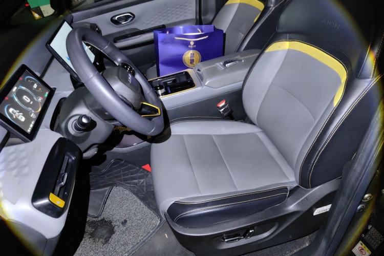 Used AION Y 2021 70 Intelligent Edition Left Front Seat