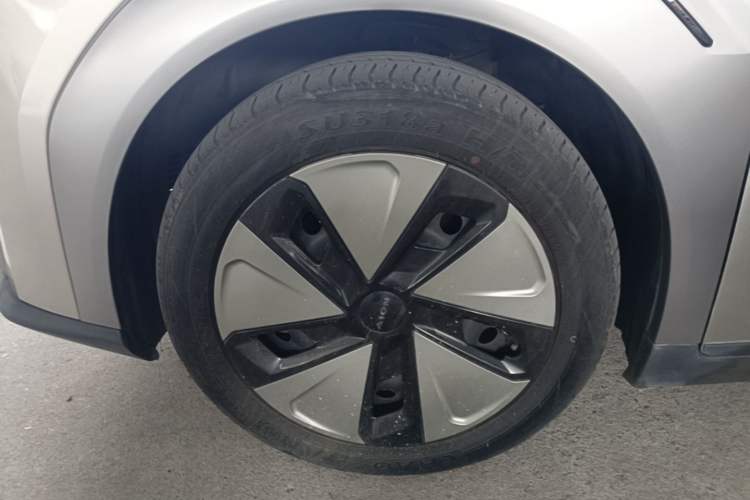 Used AION Y 2021 70 Enjoy Vitality Edition Left Front Wheel Hub
