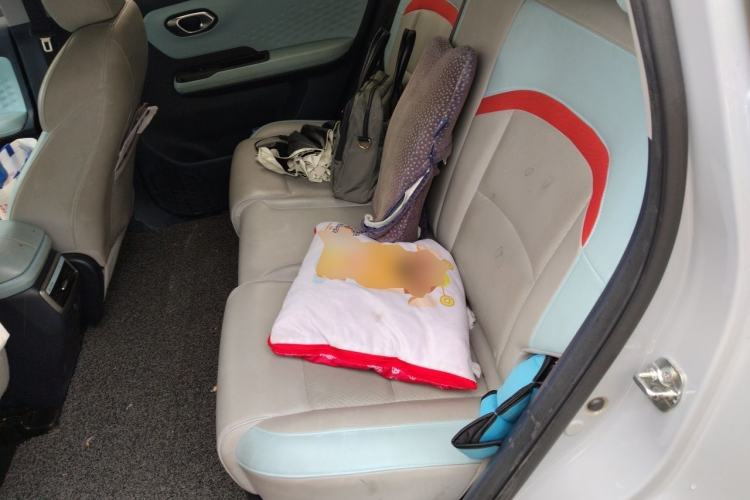 Used AION Y 2021 70 Intelligent Edition Left Rear Seat