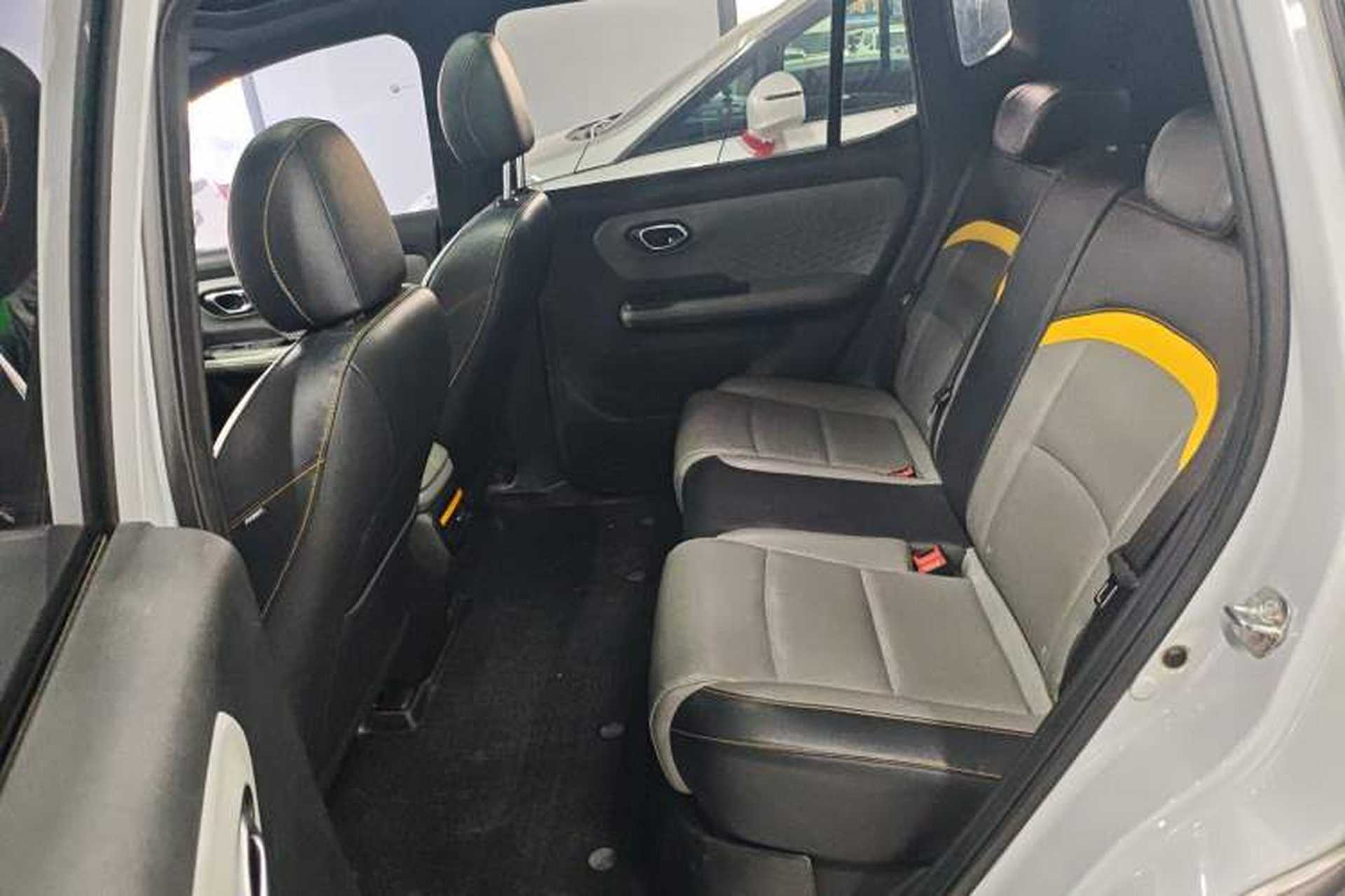 Used AION Y 2021 70 Intelligent Dynamic Edition Left Rear Seat